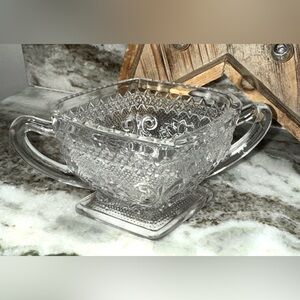 Vintage Indiana Glass Open Top Sugar bowl